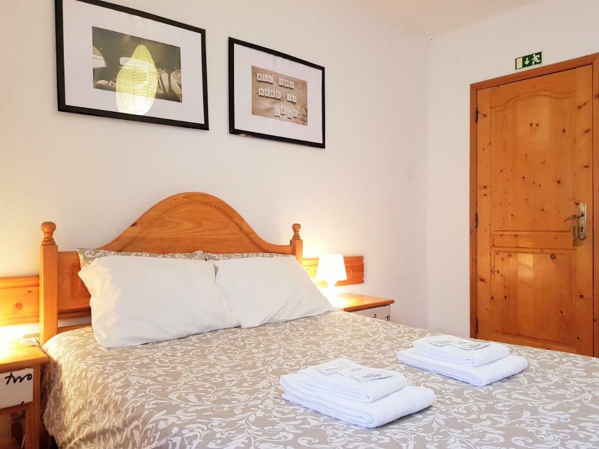 Hostel Geres OOporto Rum bild